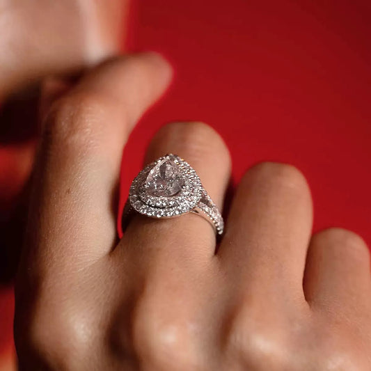 Water Drop Zircon Ring Sparkling Pear-Shaped Simulation Women's Diamond Ring Micro-Paved Zircon