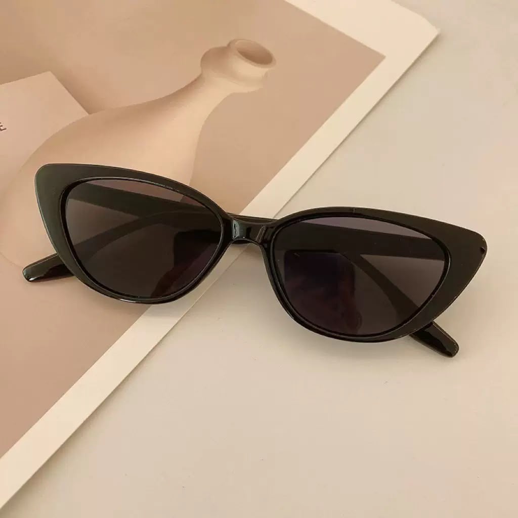 2026 New Design Cat Eyes Glass
