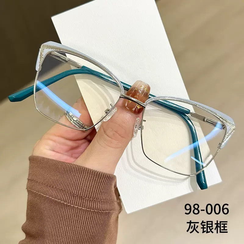2026 New Photochromic Color-Changing for Women.
