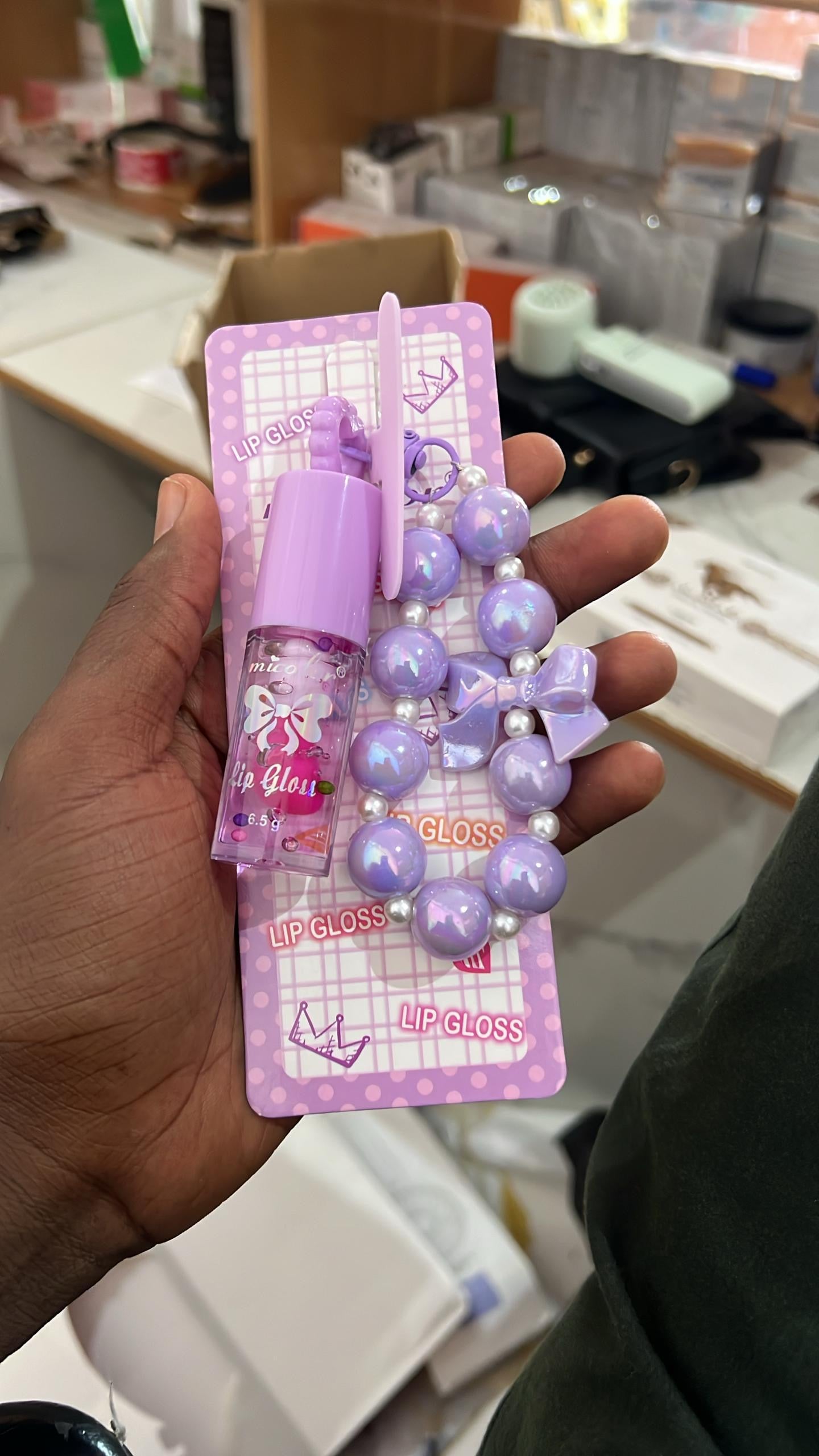 Fancy Magic Lipgloss