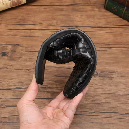 Men's summer Baotou half-tow leather hand-woven European station trendy casual sweat-absorbent breathable