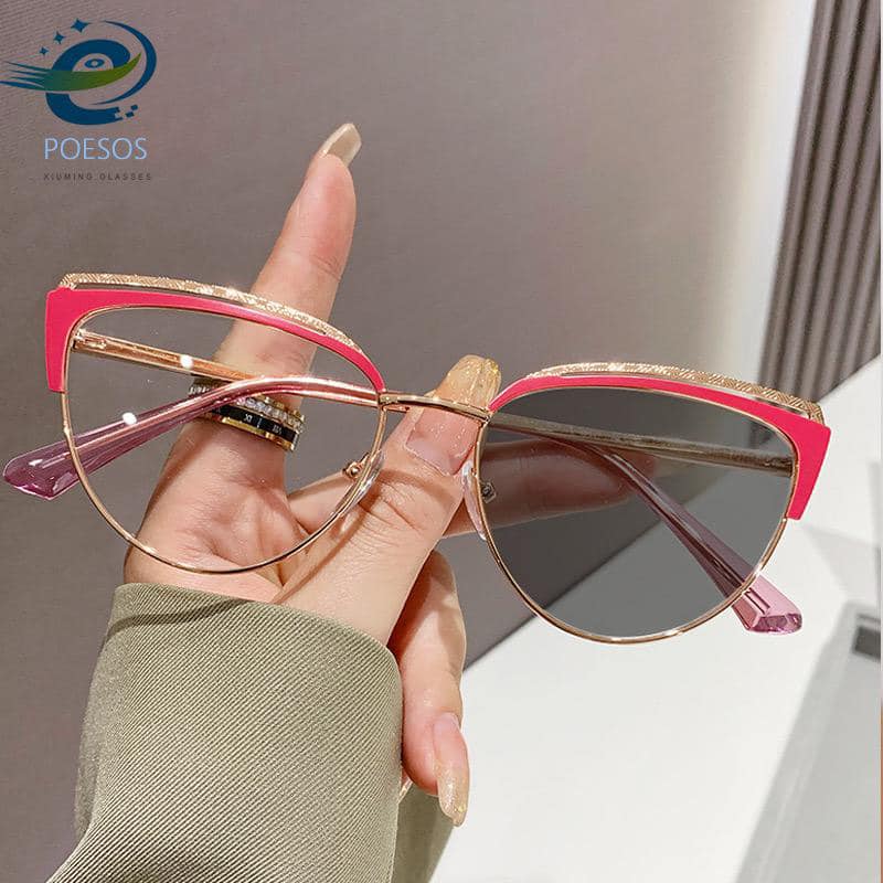 Female Cat Eye Glasses Photochromic